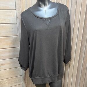 French Laundry Olive Gray Scoop Neck 3/4 Sleeve Top